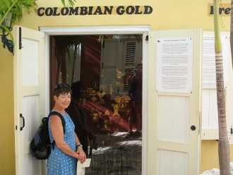 A museum gold
        collection catches Kathys eye