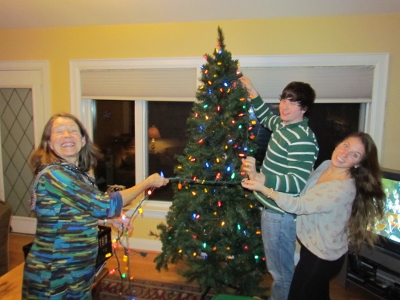 2012 Kelsonia The Xmas
              Tree goes up at Ron's 75th