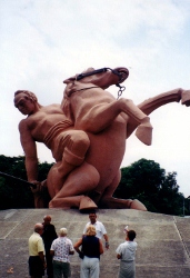Llaneros Statue a
        hero of the Venezuelans