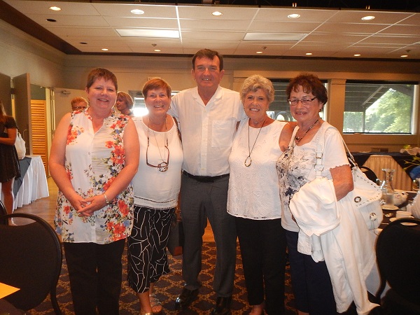 2017 Brian Jane Sheila& Lois at Beacon Court