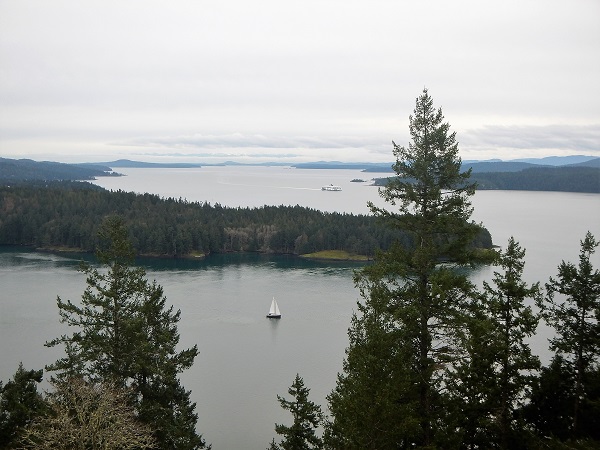 2017 View on Galiano from Bluffers Park