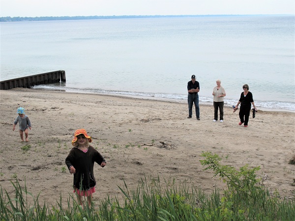 2009 BCt On the beach atBeacon CT