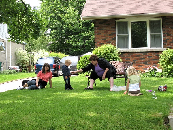 2009 Kelsonia front yard with Wendy June 7
