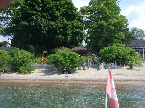 2018 Beacon Court Waterfront and Seawall