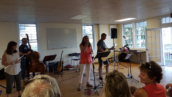 2018 Stag Island and Chris Hadfield's Band Performing