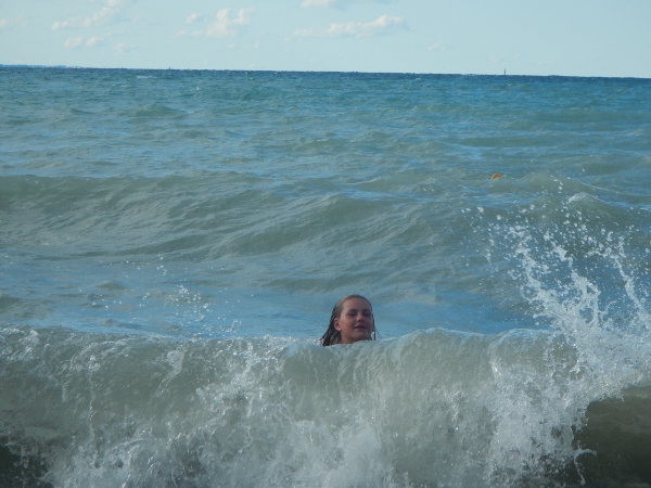 2019 Madi Rides a wave