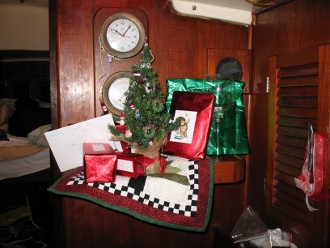 Down Below in Tundra you view our tiny
        Chistmas Tree