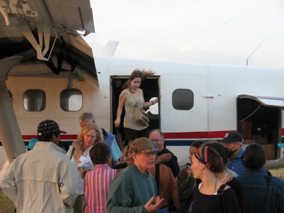 Johnny and jeannie off board plane in Porvenir